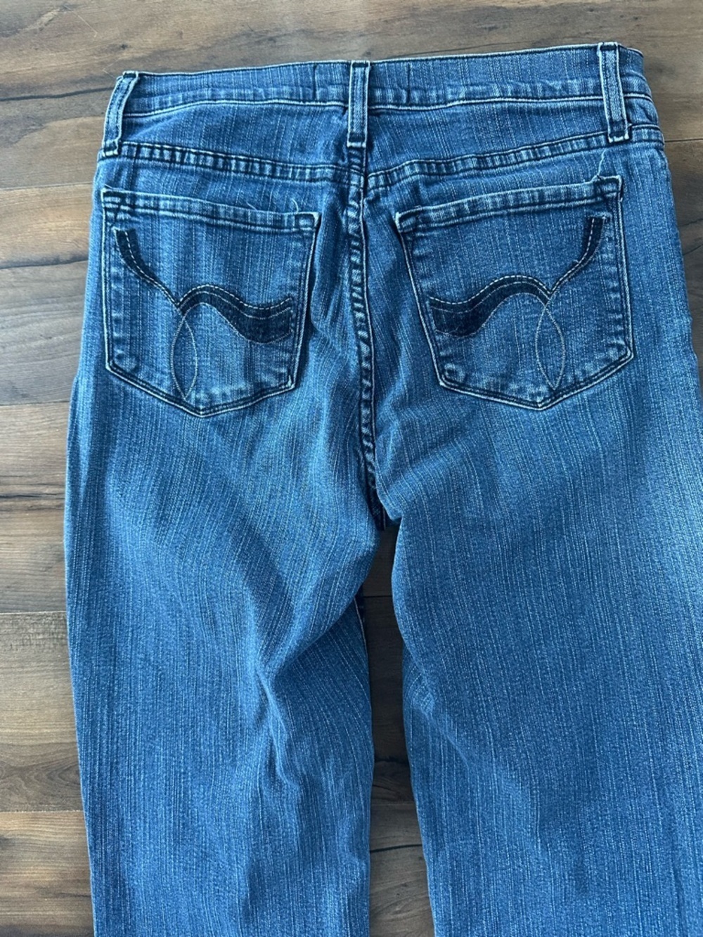 NYDJ Straight Leg Jeans Size 8 Lift Tuck Technology Medium Wash Stretch - Picture 5 of 5
